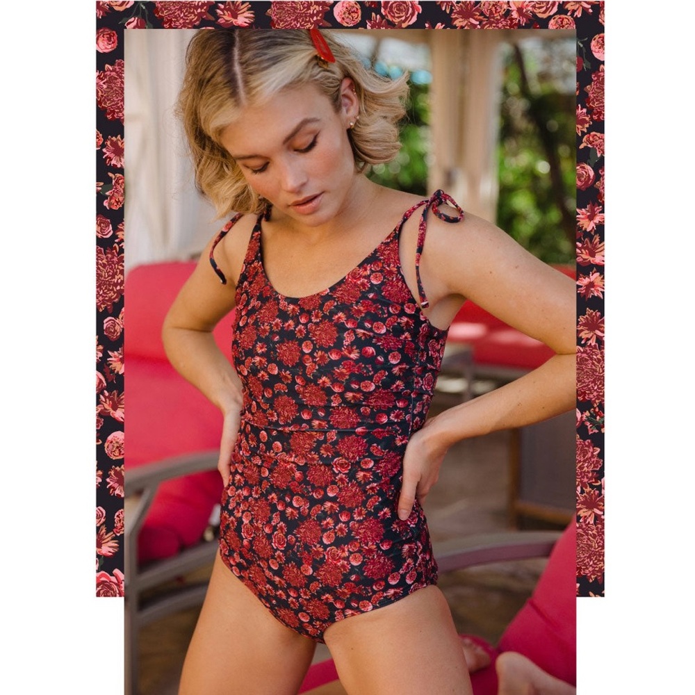 Albion Swim Hot Tropic One Piece NWT